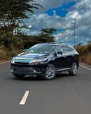 Toyota Harrier 2.0 2018 Black