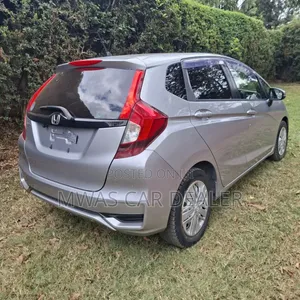 Honda Fit 2019 Silver
