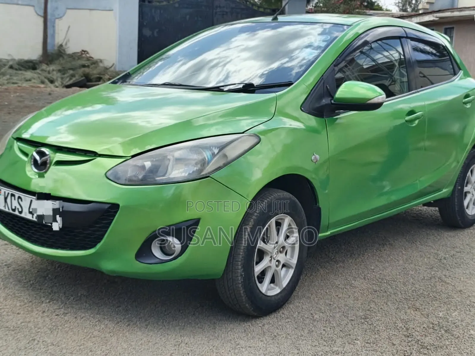 Mazda Demio 2011 Green