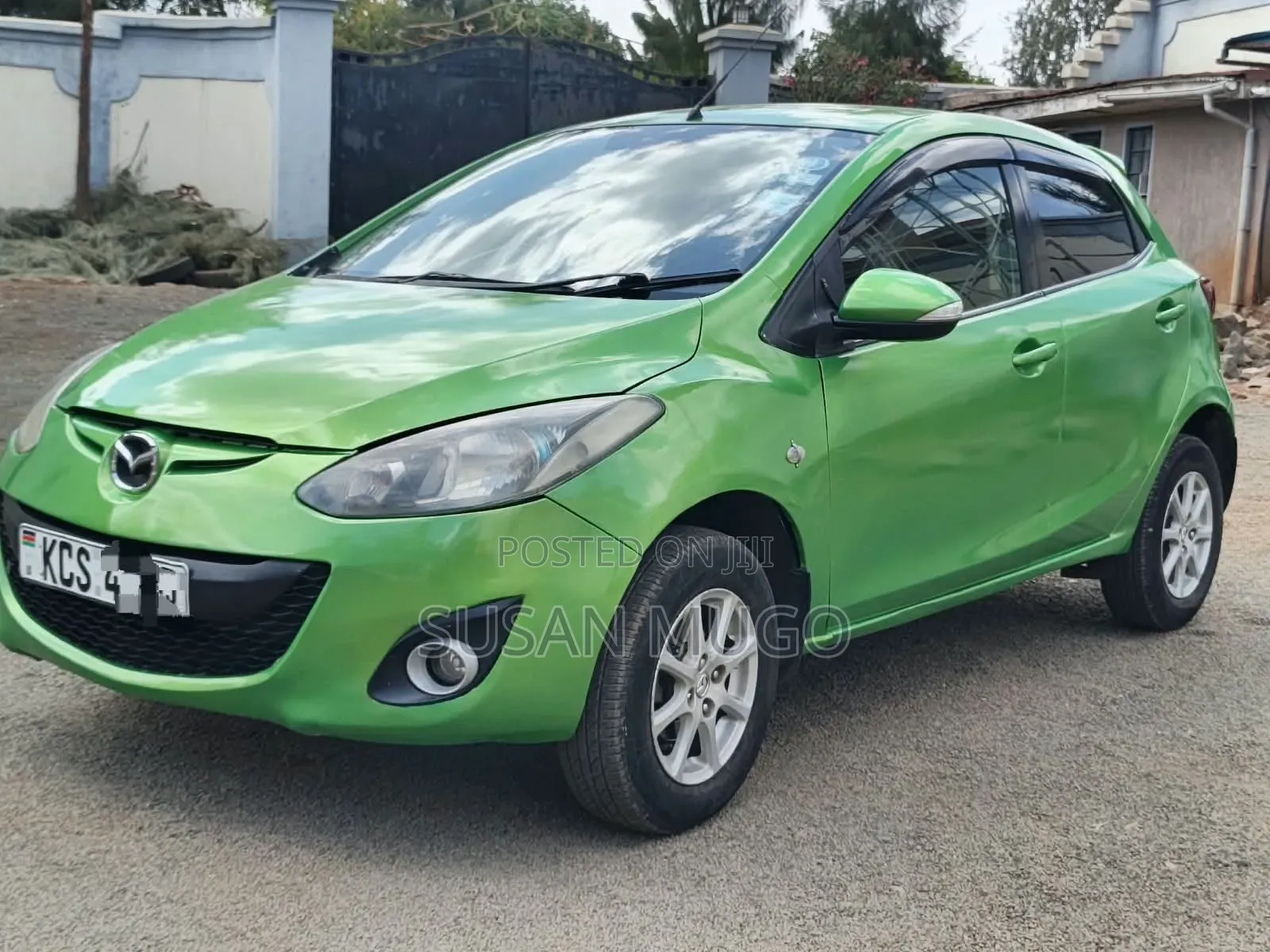 Mazda Demio 2011 Green