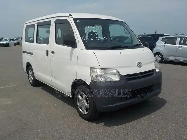 Toyota TownAce 2019 White