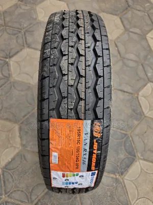 195 R15 Joyroad Tires(van 516)