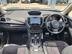 Subaru Forester Premium 2021 Gray