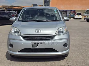Toyota Passo 1.0 FWD 2019 Silver