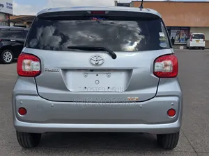 Toyota Passo 1.0 FWD 2019 Silver