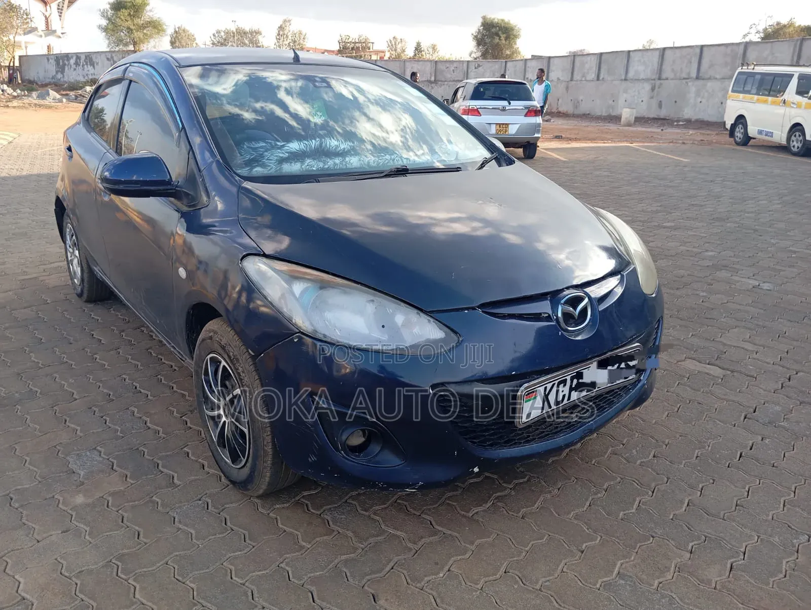 Mazda Demio 2011 Blue