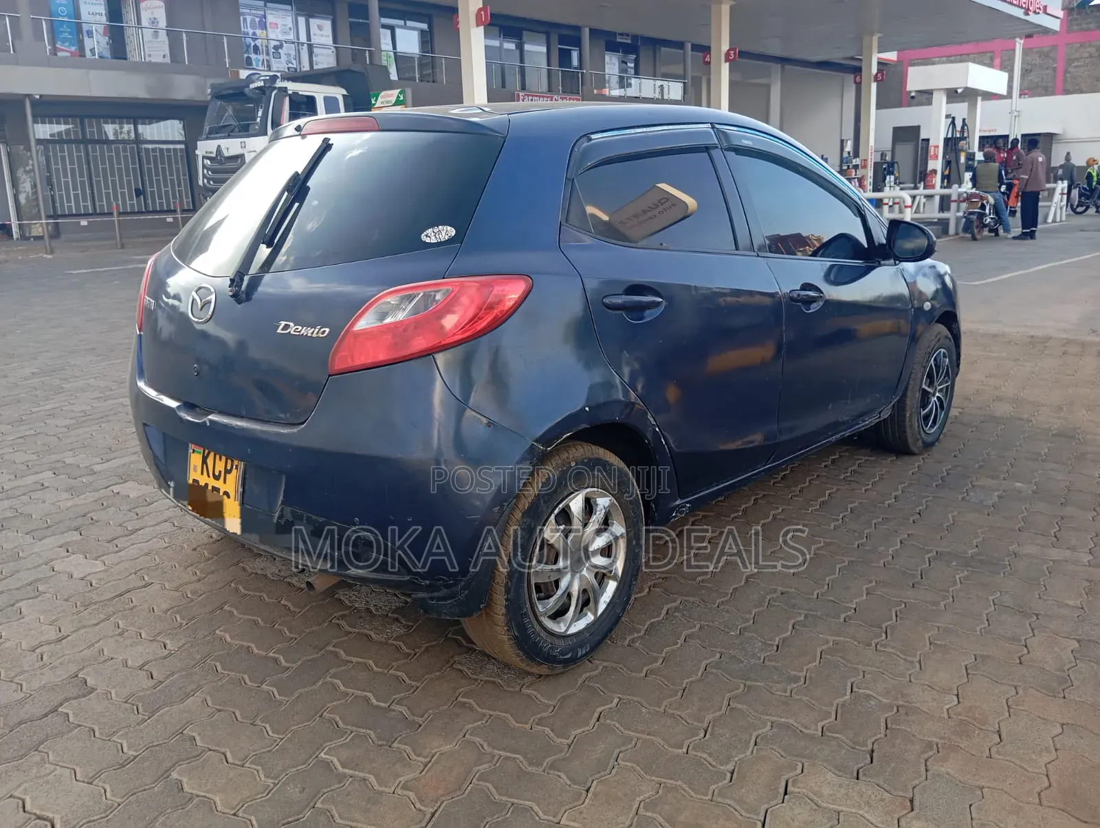 Mazda Demio 2011 Blue