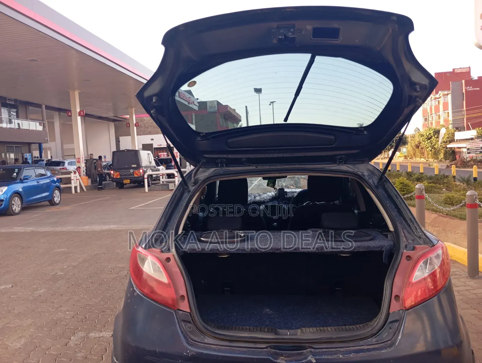 Mazda Demio 2011 Blue