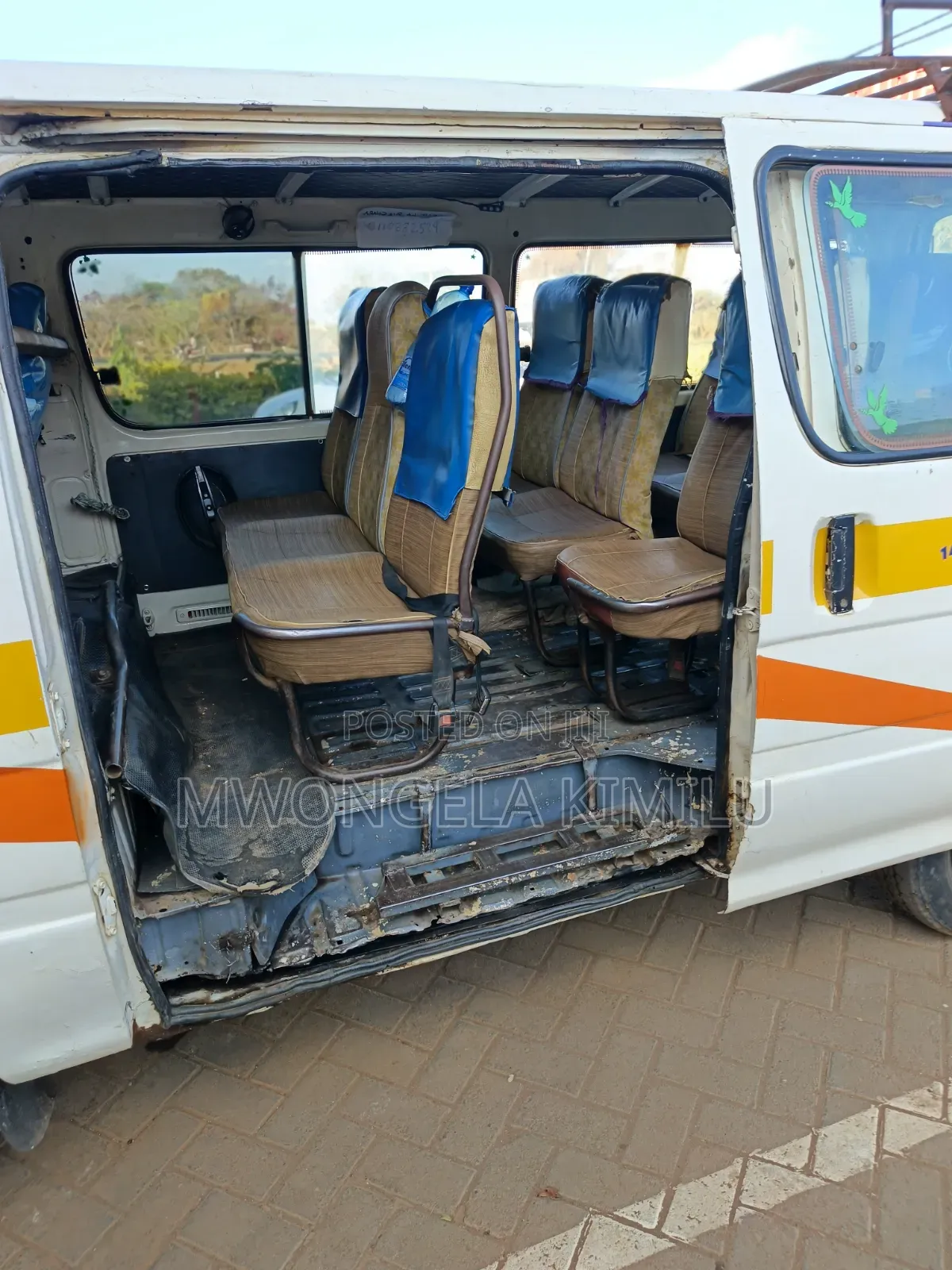 Toyota HiAce 1998 White