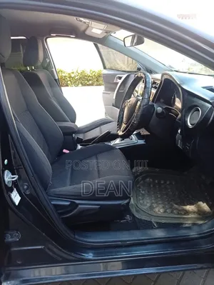 Toyota Auris 2013 Black