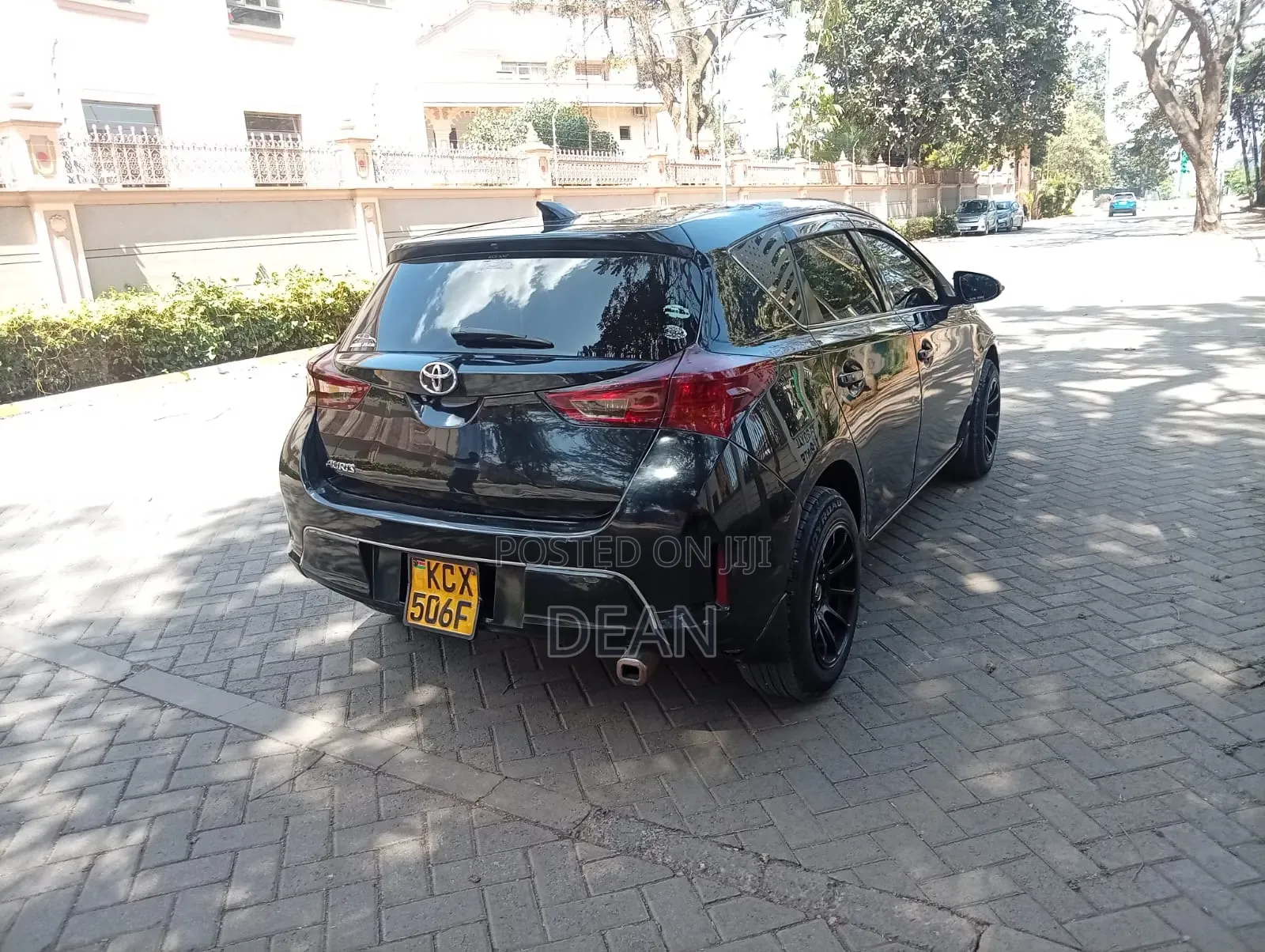 Toyota Auris 2013 Black