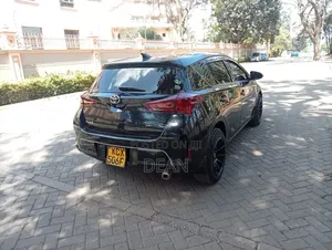 Toyota Auris 2013 Black