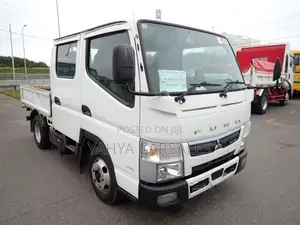 Mitsubishi Canter 2019 White