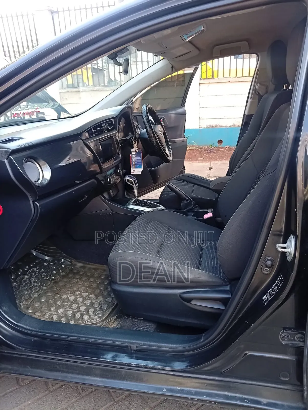 Toyota Auris 2013 Black
