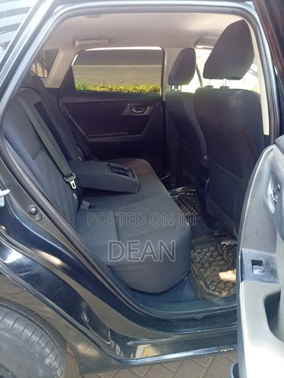 Toyota Auris 2013 Black