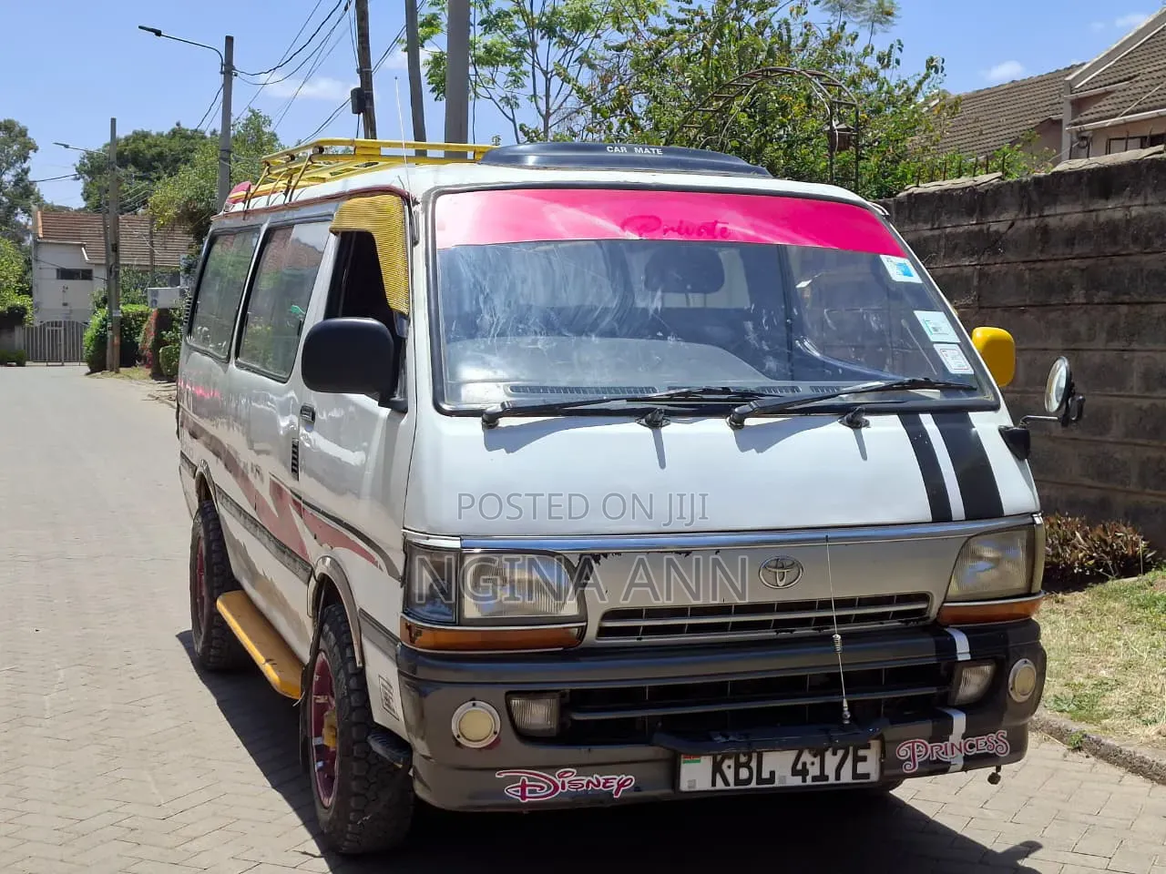 Toyota HiAce 2003 White