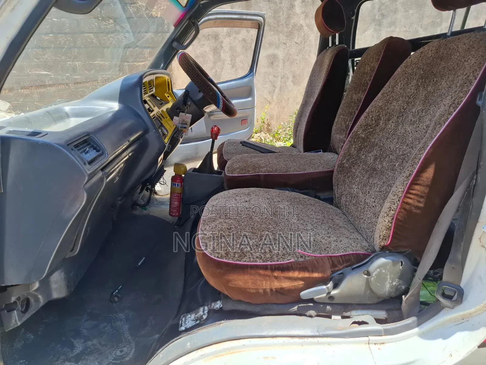 Toyota HiAce 2003 White