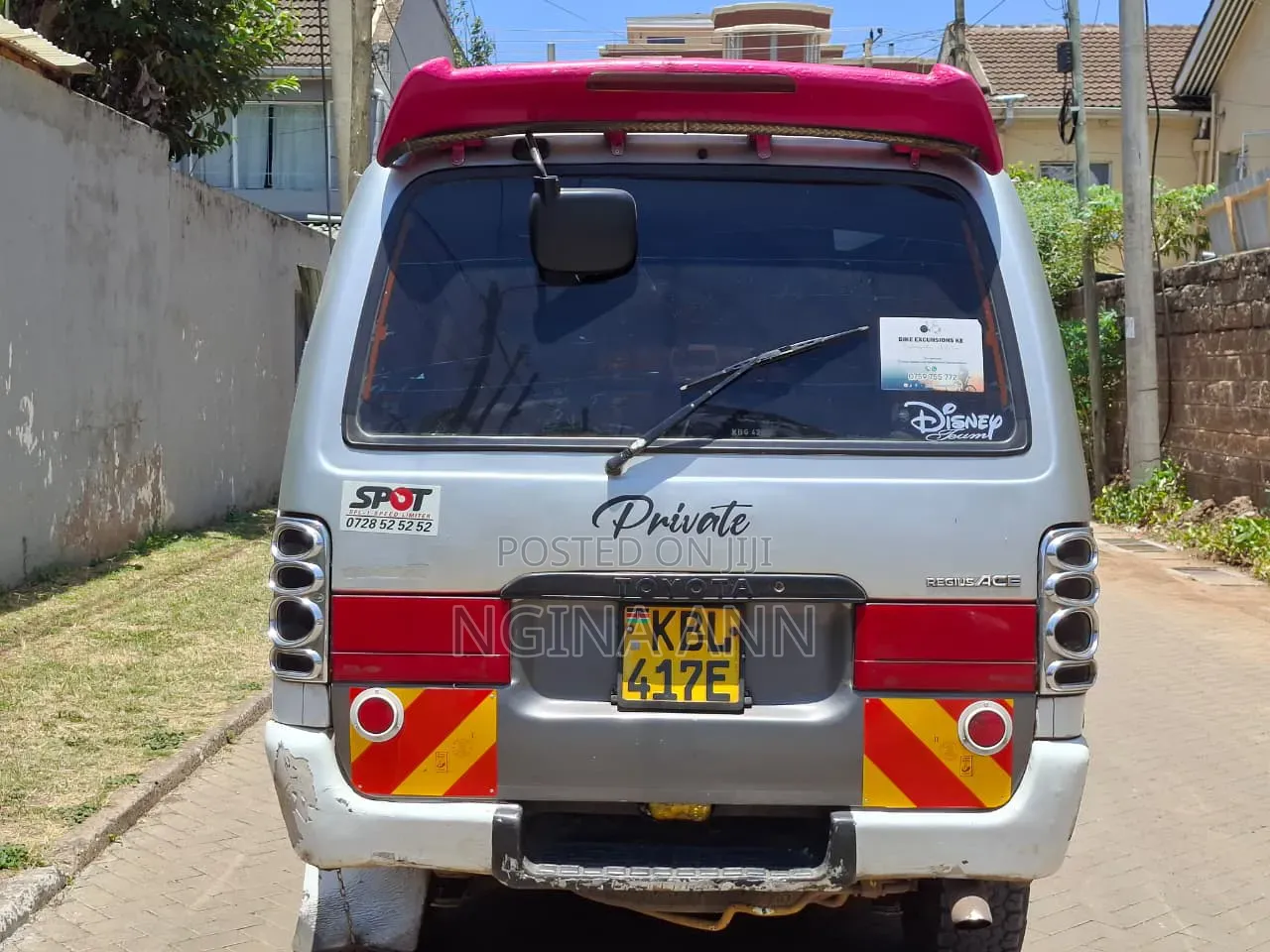Toyota HiAce 2003 White
