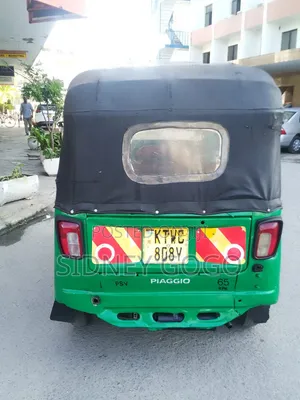 Piaggio Scooter 2024 Green