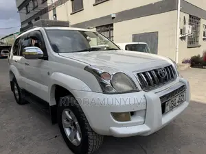 Toyota Land Cruiser Prado 2007 White