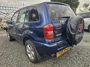 Toyota RAV4 2005 Blue