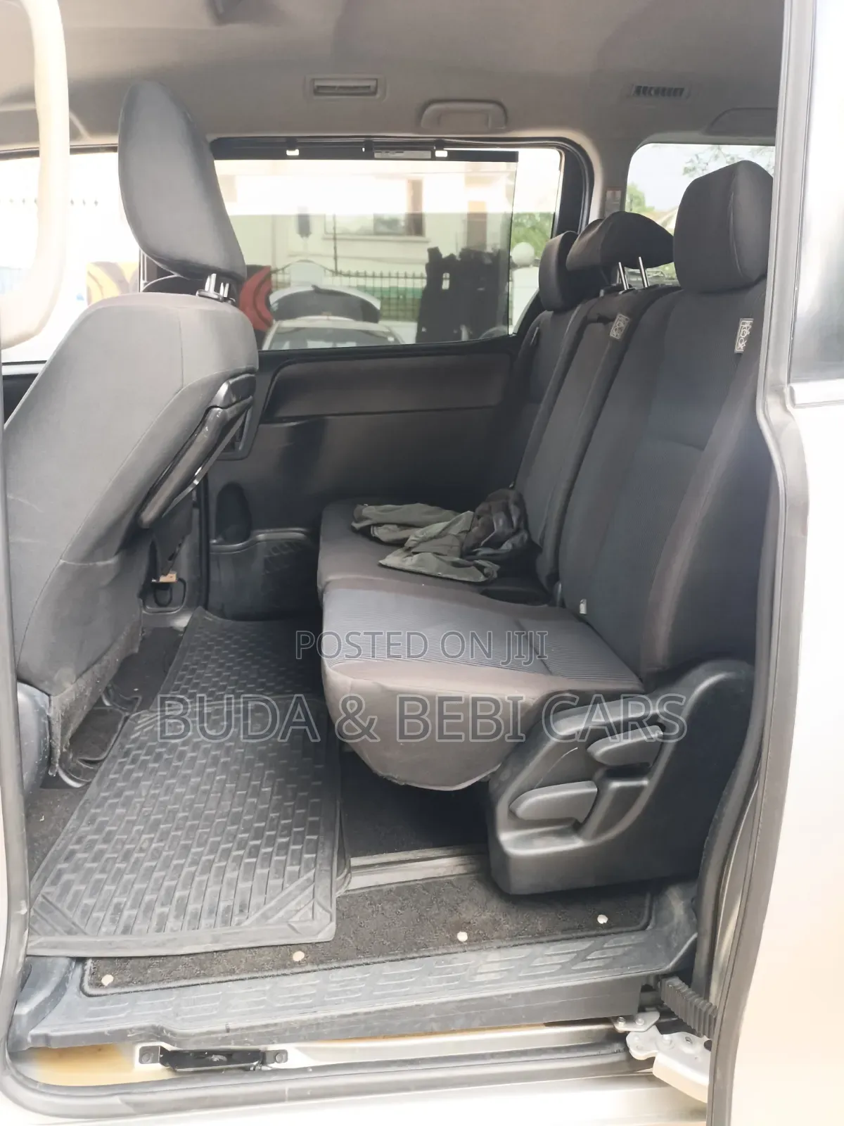 Toyota Noah 2018 Gray