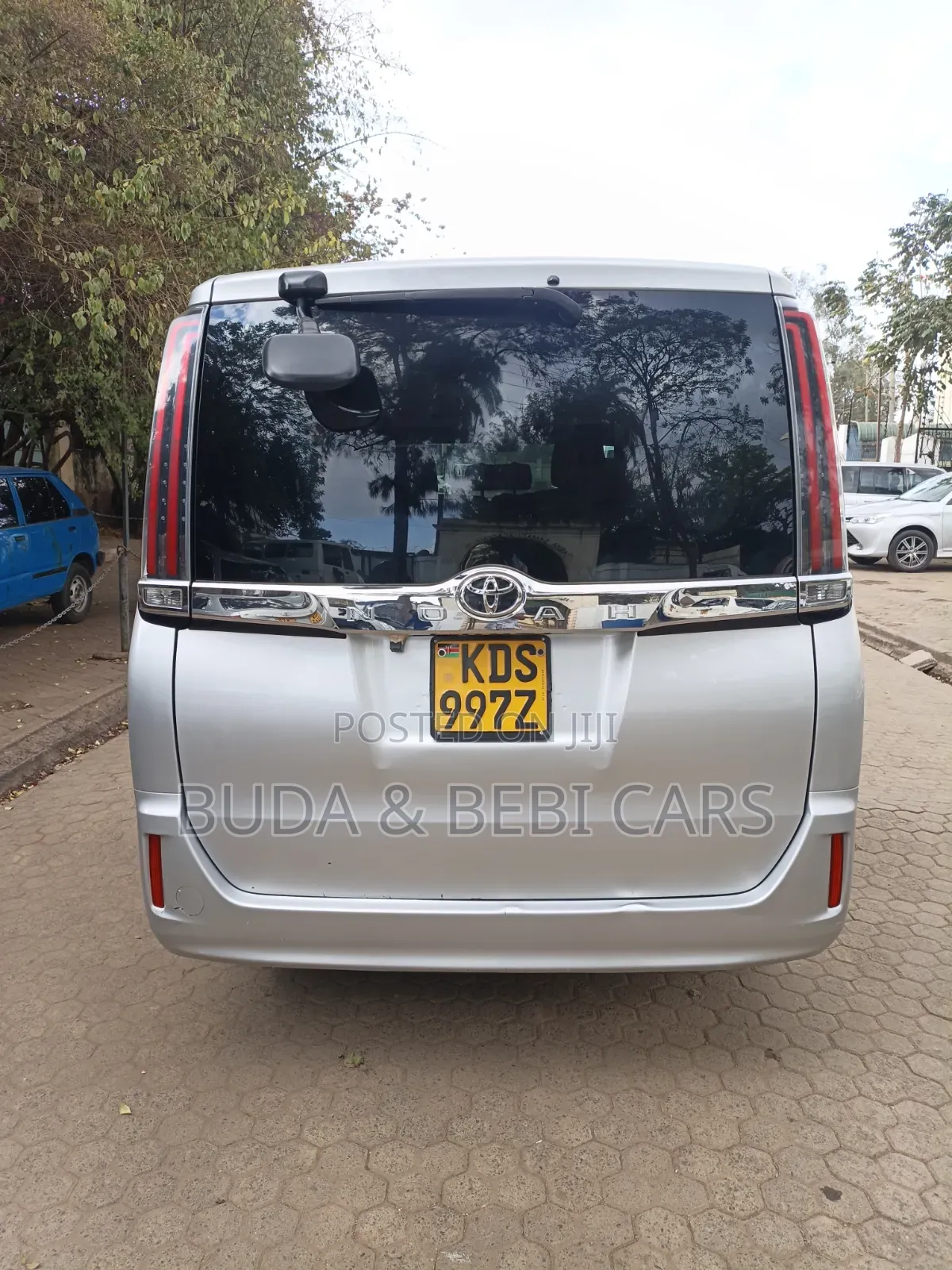 Toyota Noah 2018 Gray