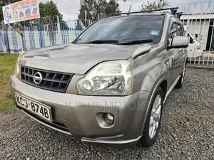 Nissan X-Trail 2010 Gray