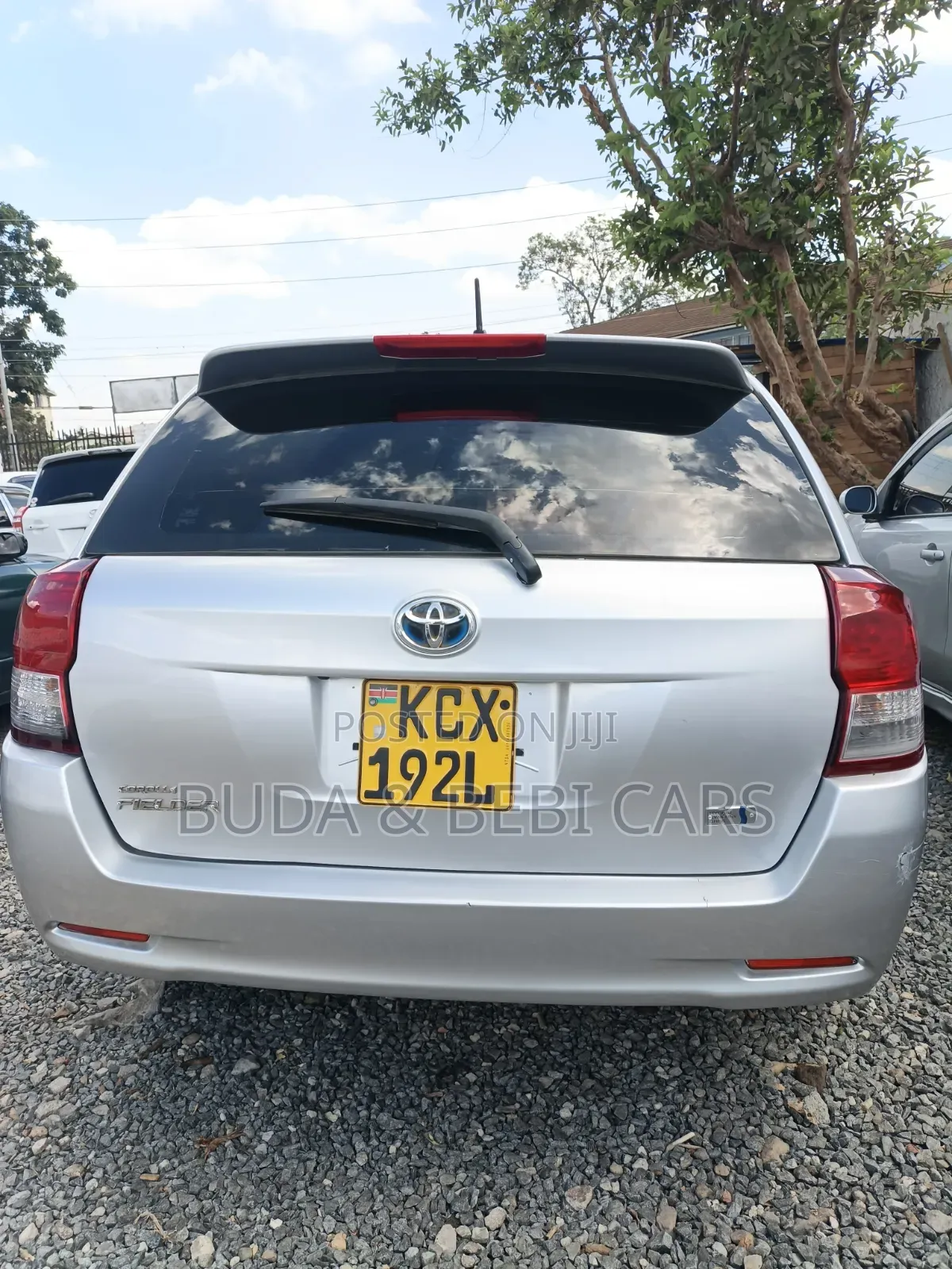 Toyota Corolla Fielder 2013 Silver