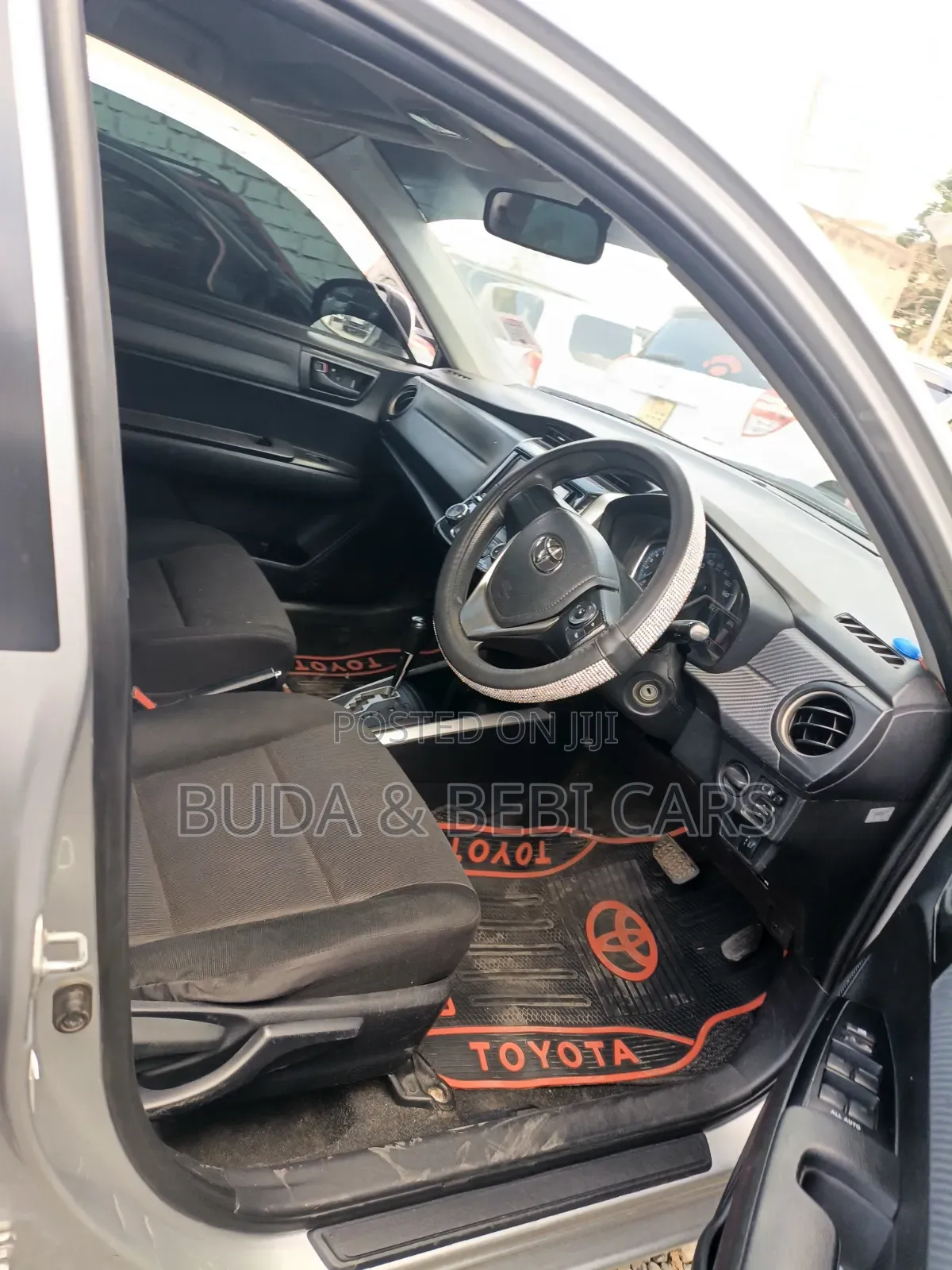 Toyota Corolla Fielder 2013 Silver