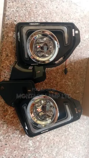 Toyota Hiace 7l /9l Fog Lamps