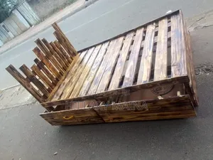 Pallet Bed