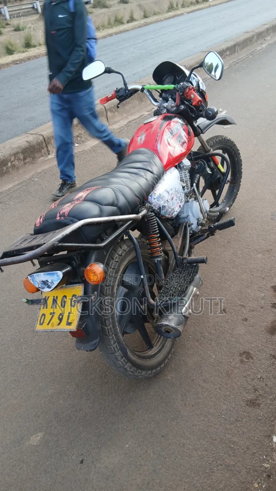 Bajaj Boxer 125 2024 Red
