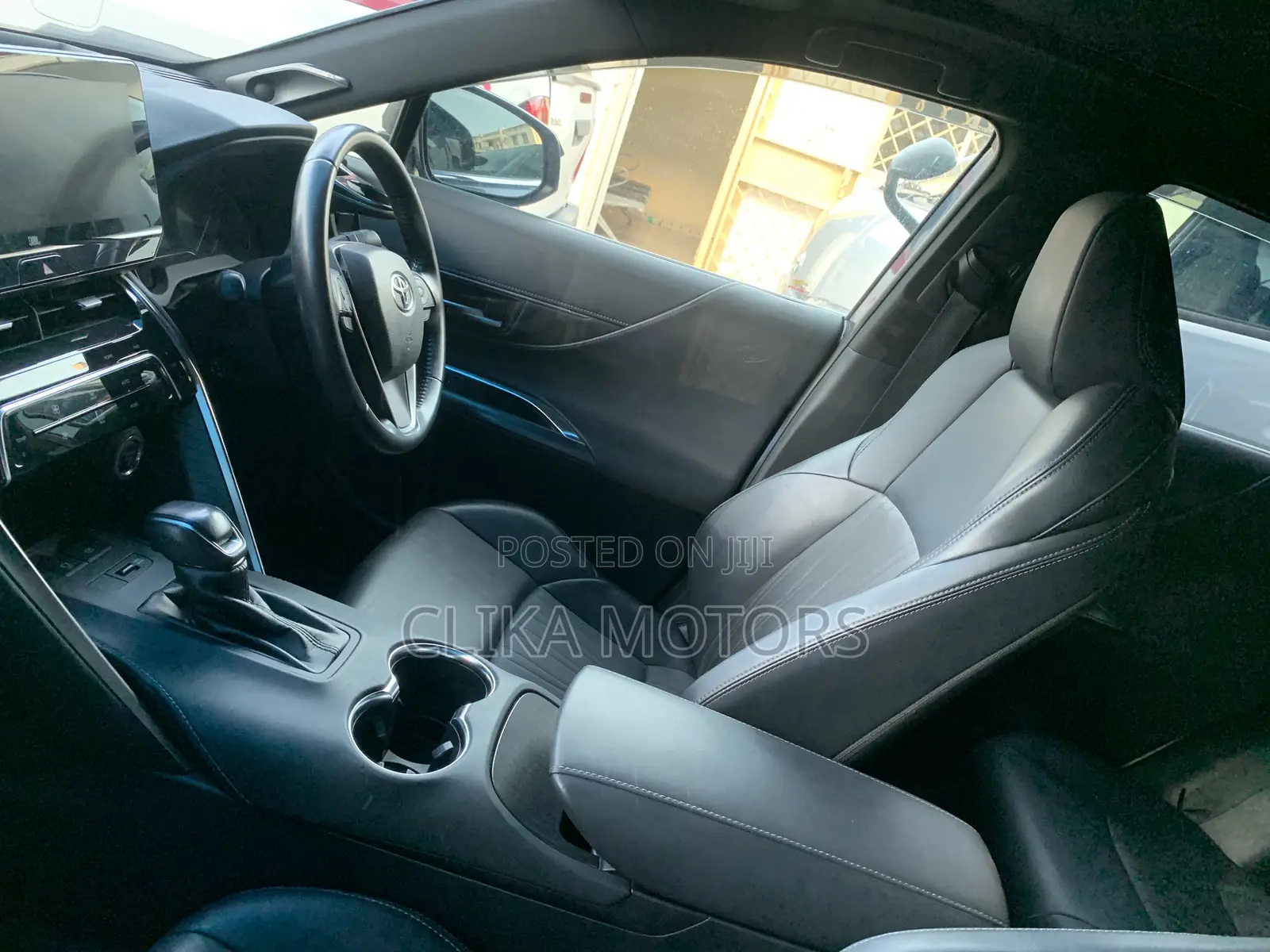 Toyota Harrier 2.0 2021 Gray