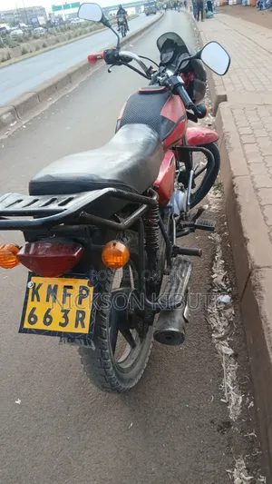 Bajaj Boxer 150 UG 2021 Red