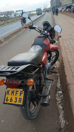 Bajaj Boxer 150 UG 2021 Red