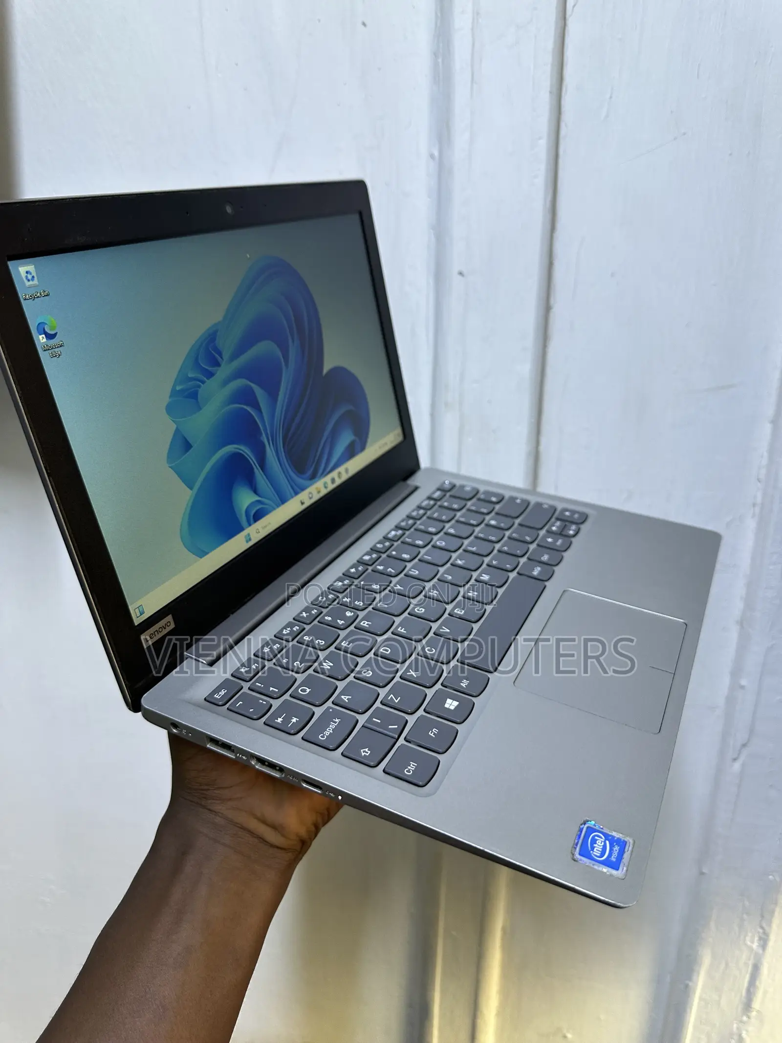 Laptop Lenovo 100e 4GB Intel Celeron HDD 500GB