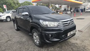 Toyota Hilux Revo Double Cab Deisel 2.8 RWD 2016 Black