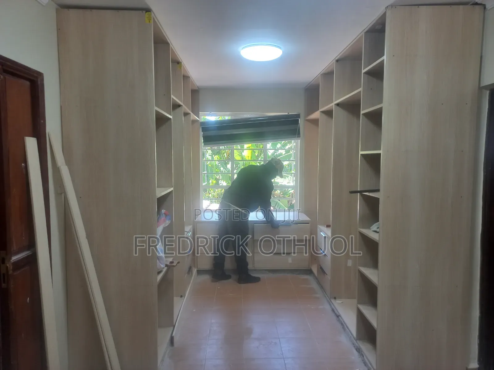 A Carpenter "N" Upholster