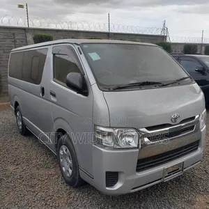 Toyota HiAce 2019 Silver