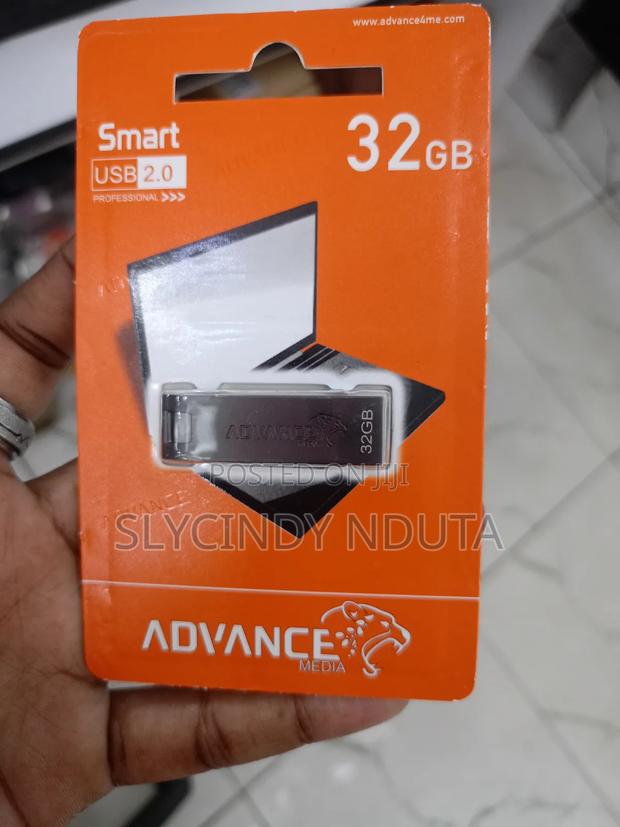 Advance Media 32GB - main view