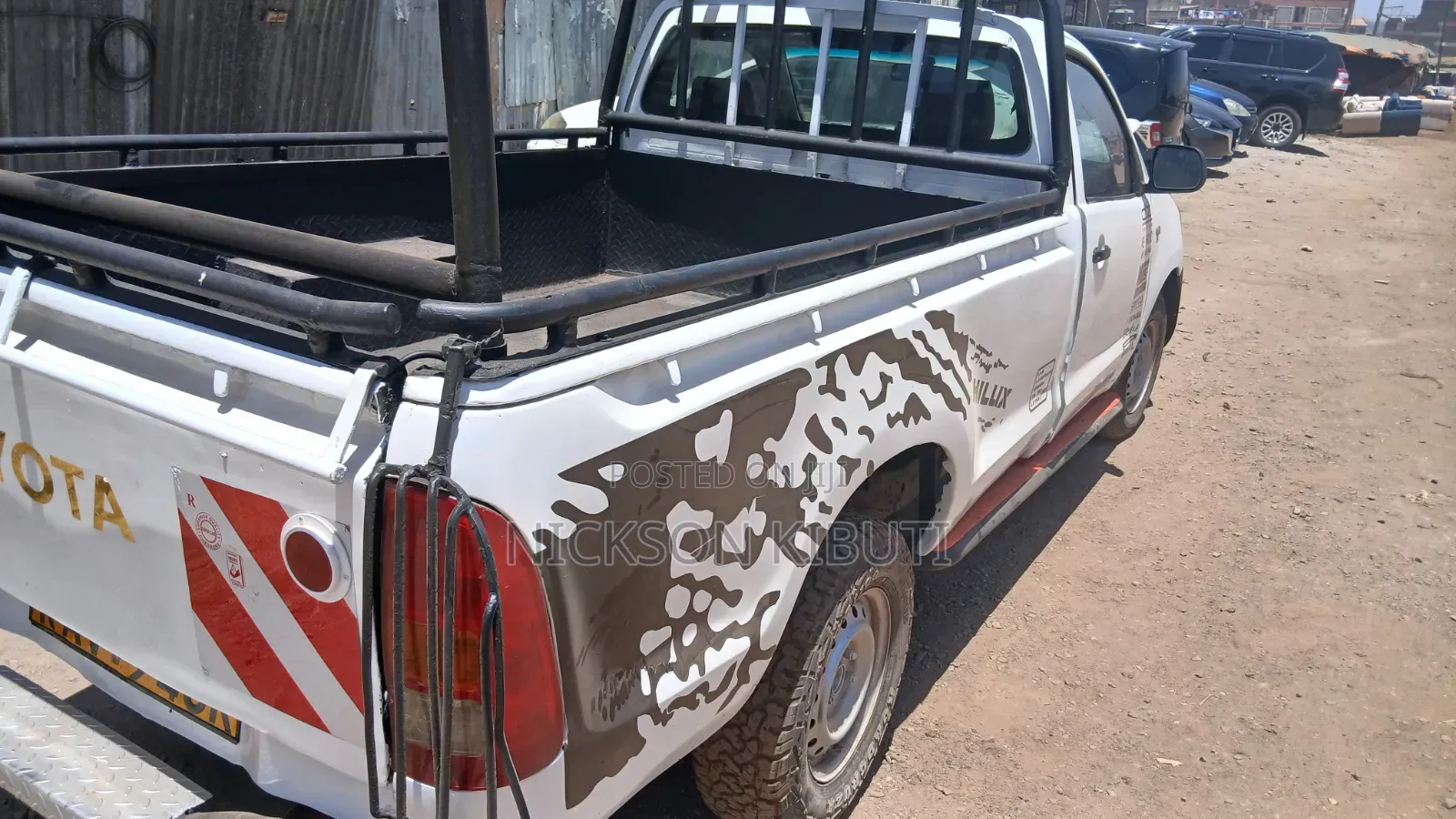Toyota Hilux 2008 White
