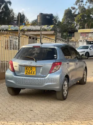 Toyota Vitz 2011 Blue