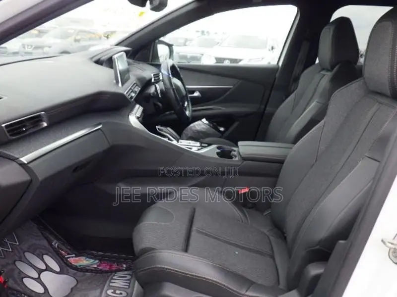 Peugeot 3008 2019 White