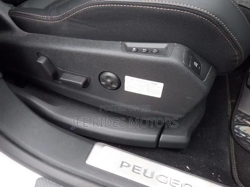 Peugeot 3008 2019 White