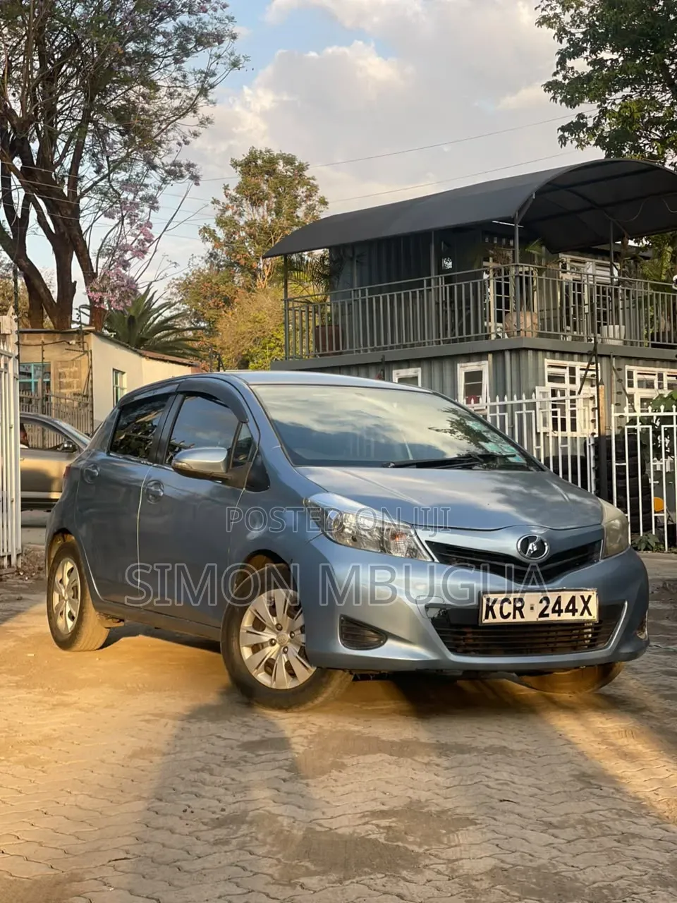 Toyota Vitz 2011 Blue