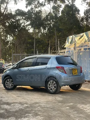 Toyota Vitz 2011 Blue