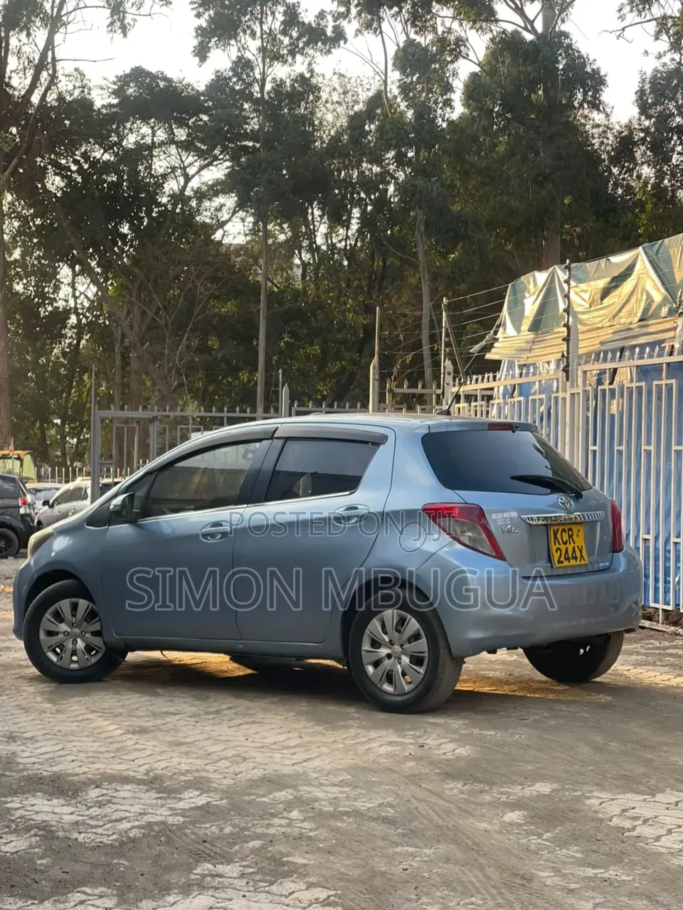 Toyota Vitz 2011 Blue