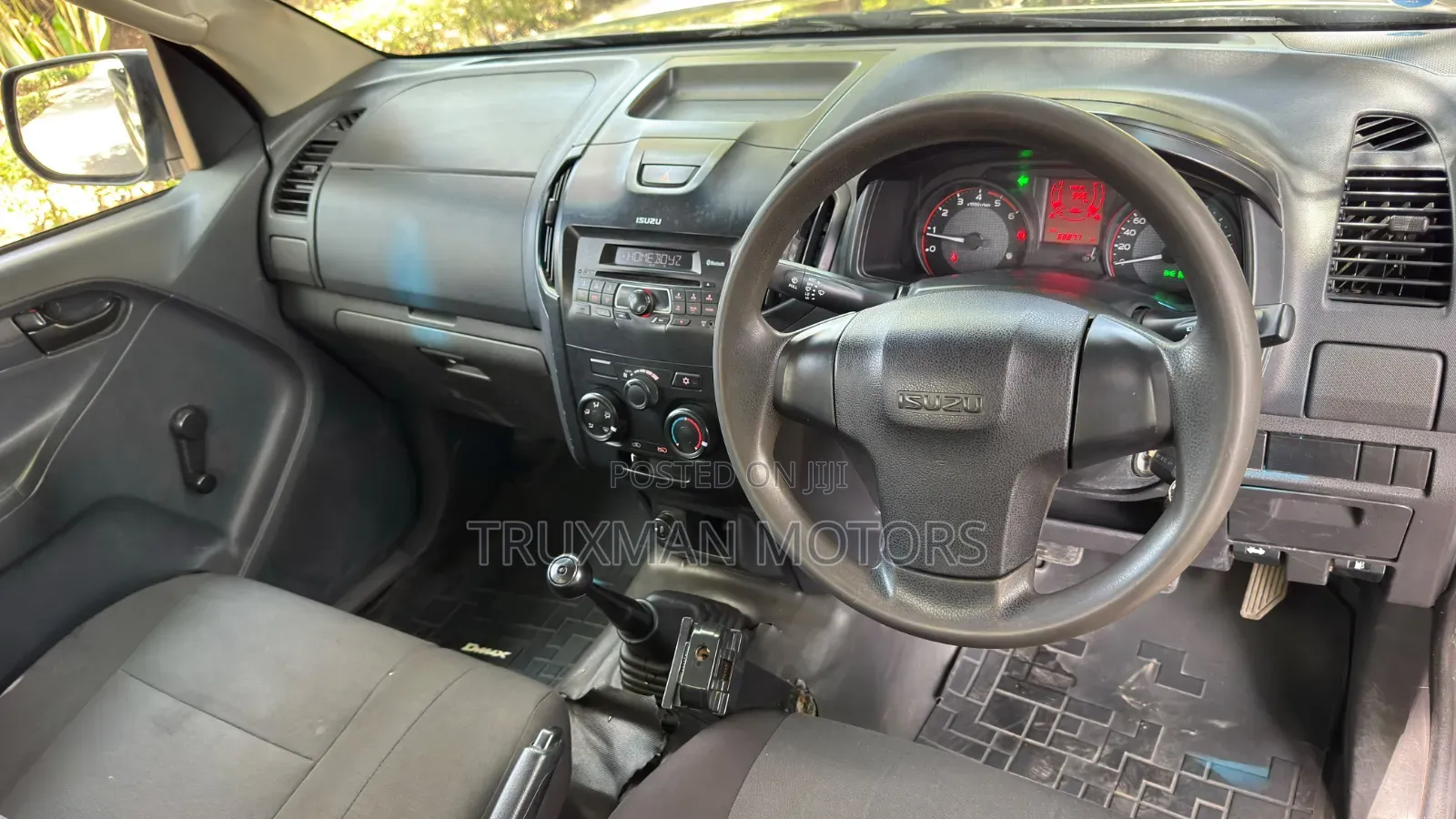 Isuzu D-MAX 2023 Brown