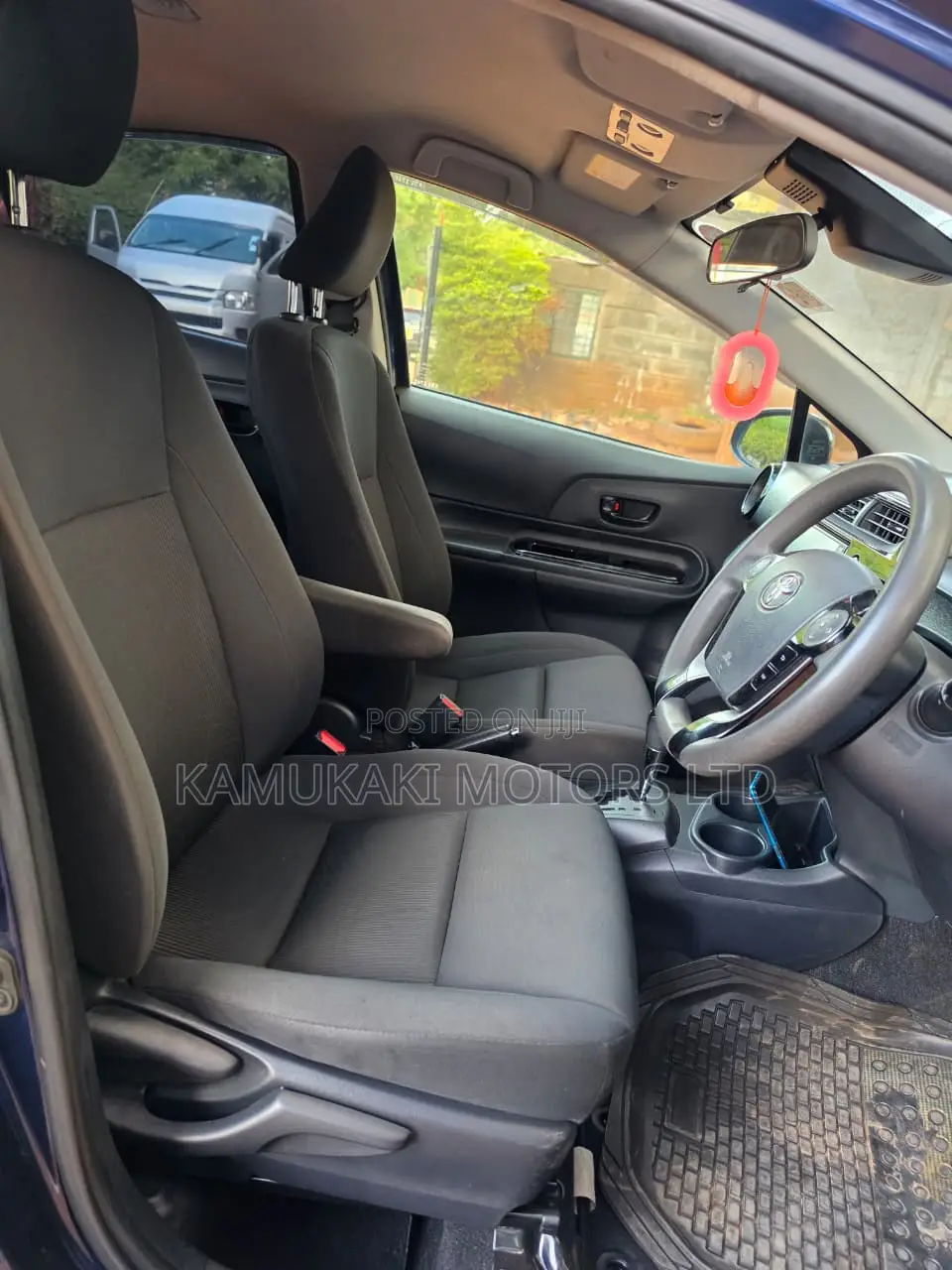 Toyota Aqua 2018 Blue